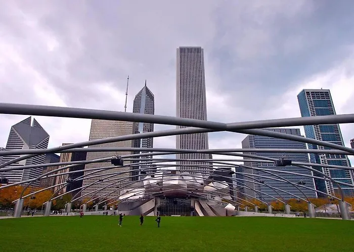 Modern 2br In South Loop Near Soldier Field, Grant Park, Downtown, & Lakefront Trail Chicago