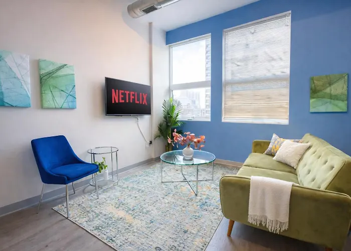 Modern 2br In South Loop Near Soldier Field, Grant Park, Downtown, & Lakefront Trail Apartment *