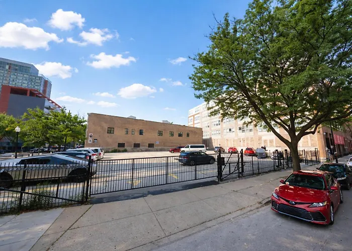 Modern 2br In South Loop Near Soldier Field, Grant Park, Downtown, & Lakefront Trail * Chicago